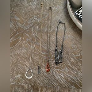 Costume jewelry. 4 necklaces sold as a set